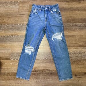 American Eagle Outfitters Size 2 Blue Hi-Rise Straight Leg Mom Jeans Distressed